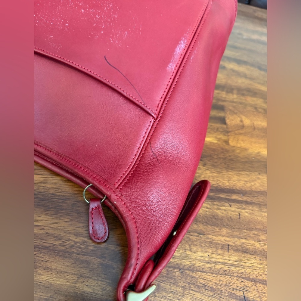 Rare Vintage Coach Vibrant Red Leather Shoulder Bag. #9060 - Picture 10 of 15